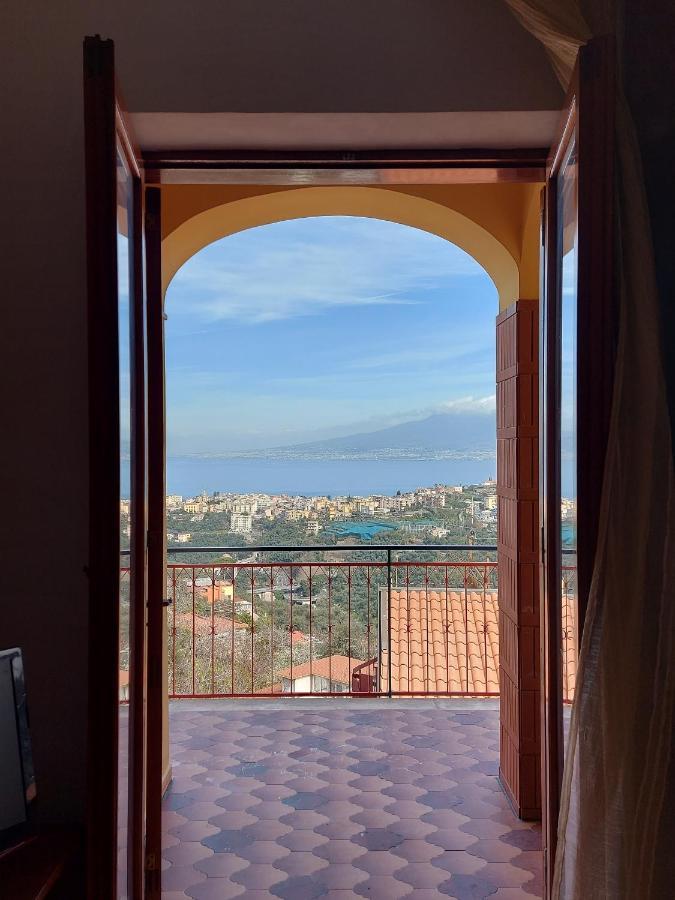 Margherita House Sorrento Vico Equense Bagian luar foto